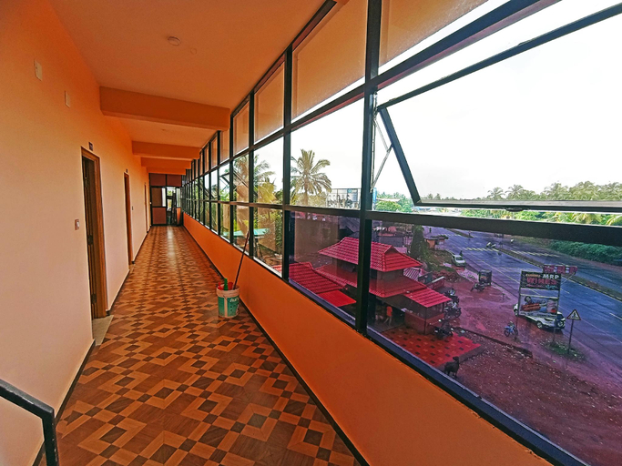 Others 3, Chinnu Lodge, Uttara Kannada