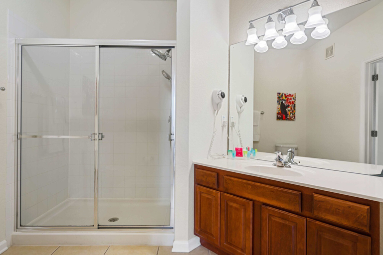 Bathroom 3, 4024 Breakview Drive #303, Orange