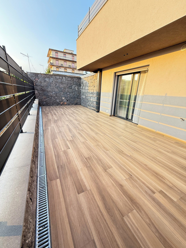 Others 4, APARTMENT FREE SHUTTLE, Catania