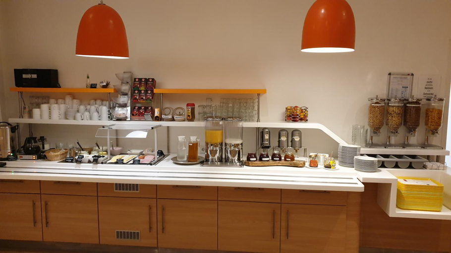 Food & Drinks 3, ibis budget Berlin Ost, Berlin