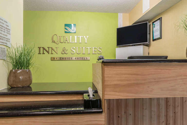 Public Area 2, Quality Inn & Suites Pittsburgh Harmarville, Allegheny