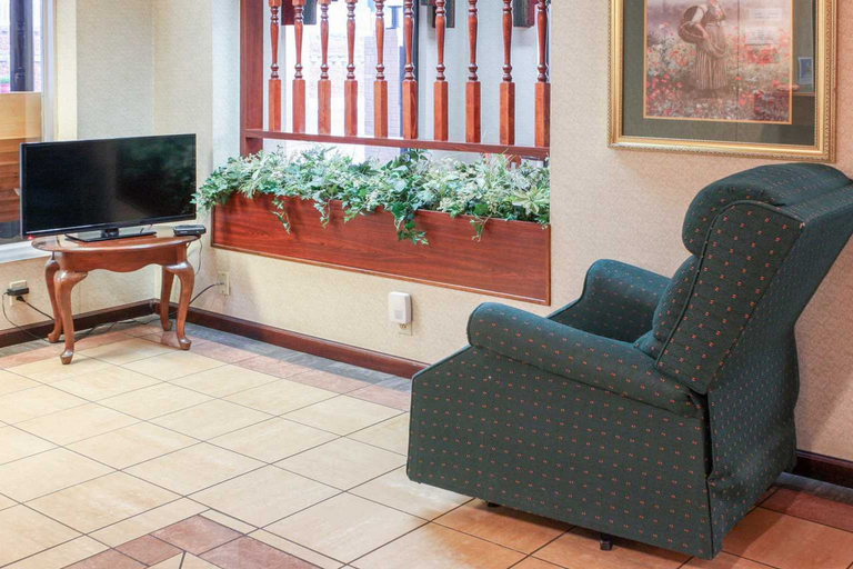 Public Area 2, Econo Lodge Rocky Top, Anderson