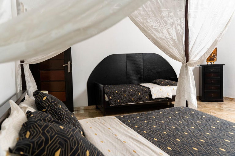 Bedroom 2, Villa Jaddis, Abidjan