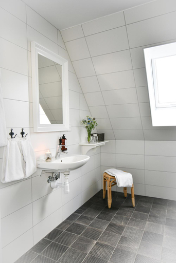 Bathroom 3, Kaseberga Gardshotell & Spa, Ystad