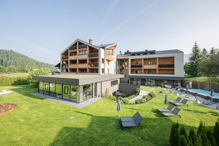 Exterior & Views 1, Hotel Laurin, Bolzano