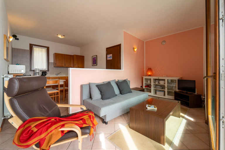 Room 2, Willow Apartment With Lakeview by Wonderful Italy, Como