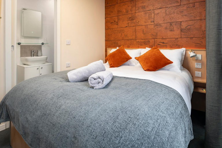 Bedroom 2, Nodpod Hotel, North Somerset