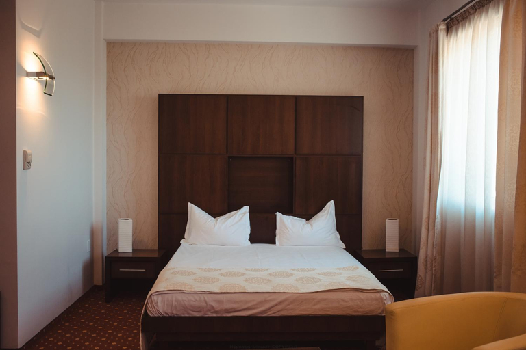Bedroom 2, Celly Hotel, Pitesti