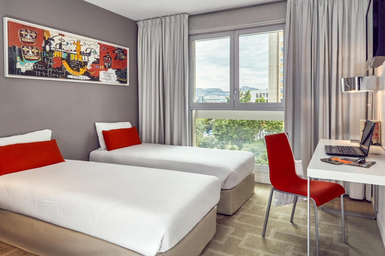 Bedroom 23