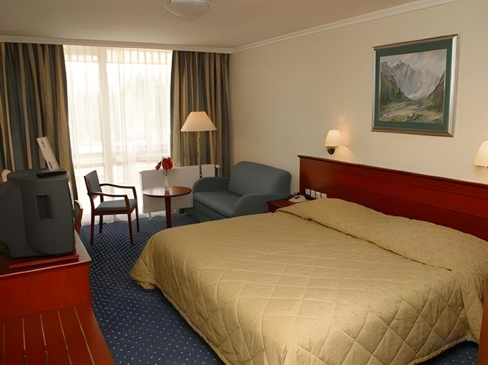 Bedroom 3, Rikli Balance Hotel – Sava Hotels & Resorts, Bled