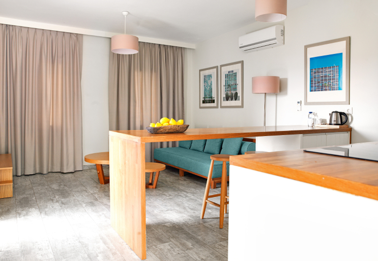 Bedroom 3, Dorman Suites Hotel, Bodrum