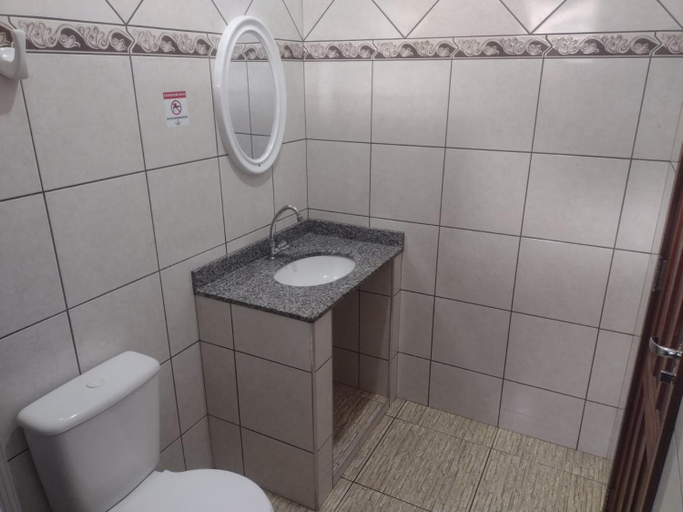 Bathroom 4, Hotel Val-de-Cans Aeroporto, Belém