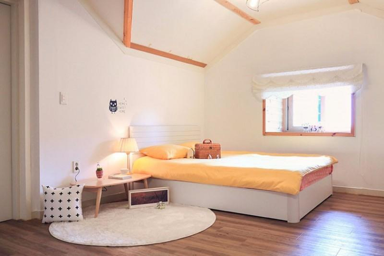 Bedroom 2, Gyeongju Moonlight Travel Pension, Gyeongju