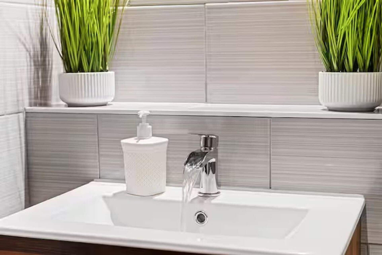 Bathroom 4, Leicester Premium Apartments & Executive Suites, Leicester