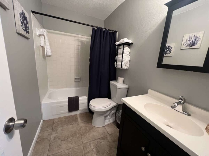 Bathroom 4, Cozy 2 Bedroom Home, Dade City! #2, Pasco