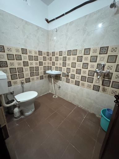 Bathroom 3, Nirvana Riverside Resort, Garhwal