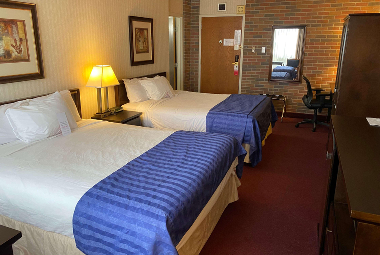 Bedroom 3, Ramada by Wyndham Lethbridge, Division No. 2