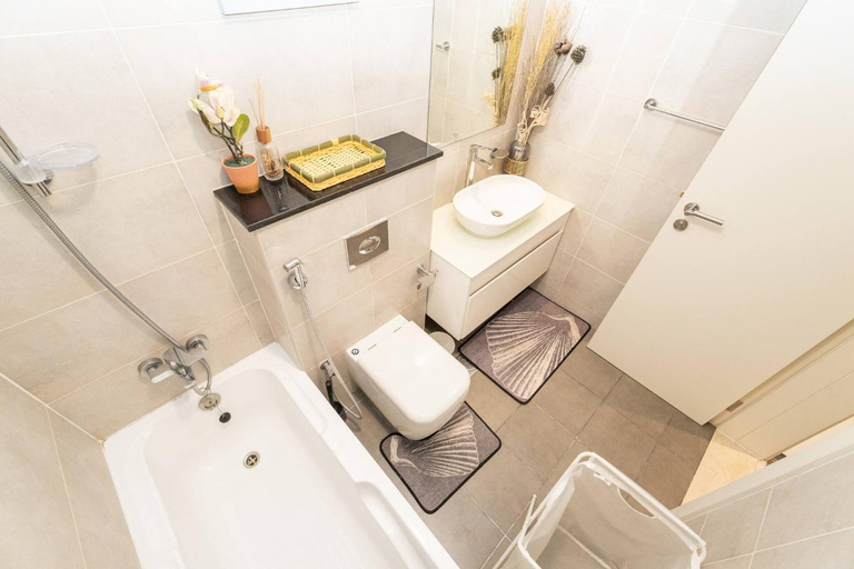 Bathroom 3, Elegant Studio in Damac Hills – Premium Stay, Dubai