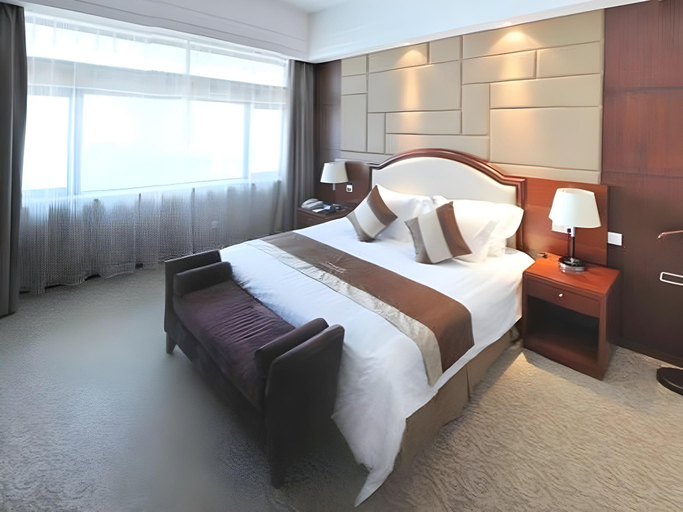 Bedroom 2, Paradise Jinjiang Hotel, Shanghai