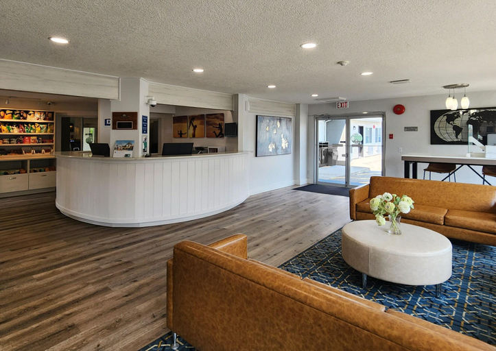 Public Area 3, Days Inn by Wyndham Kelowna, Central Okanagan