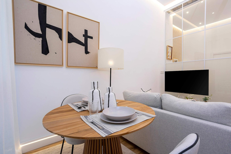 Others 4, Charming Apartment in Triana. Castilla IV, Sevilla