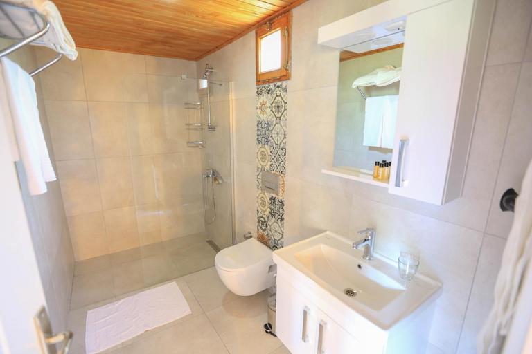 Others 3, Merry Bungalow & Tent, Kemer