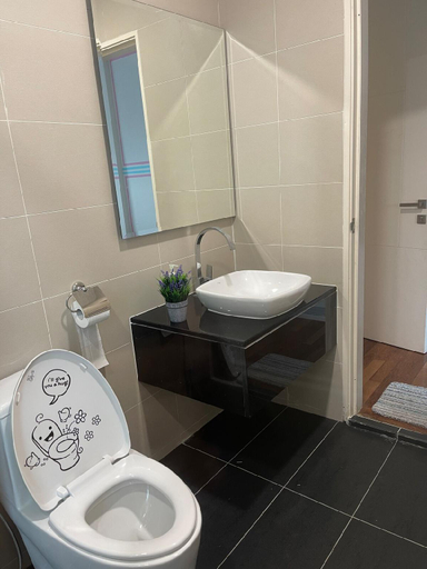 Bathroom 4, AGH·Medini Signature轻奢温馨风·3分钟乐高乐园·儿童游戏角落·儿童亲善·9pax, Johor Bahru