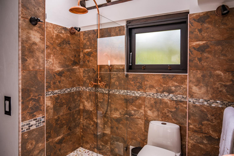 Bathroom, Casa Edmond, Villa de Leyva