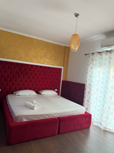 Bedroom 3, Hotel Red Apple, Fierit