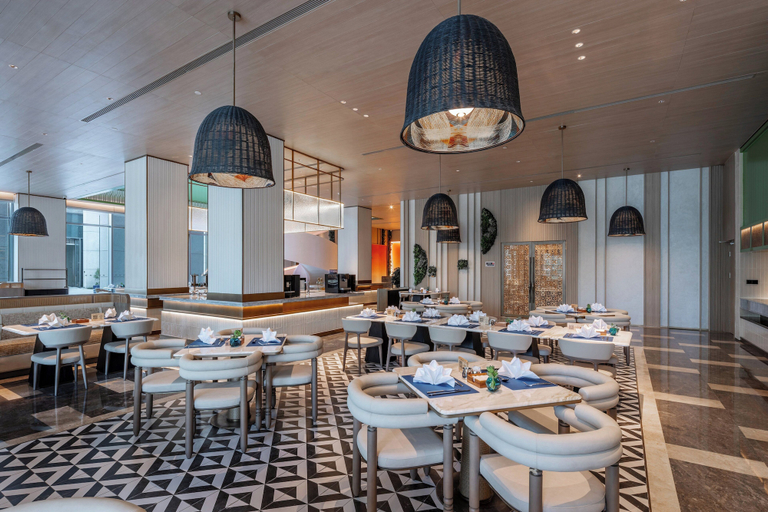 Food & Drinks 5, EVEN Hotel YINING by IHG, Ili Kazakh