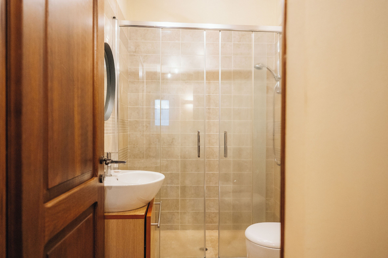 Bathroom 5, Rocca d'Orcia Suites and Villas, Siena