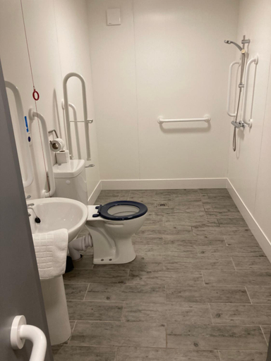Bathroom 3, The Wyken Inn, Coventry