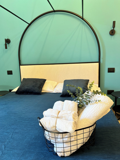 Bedroom 2, Lucky Corner, Taranto