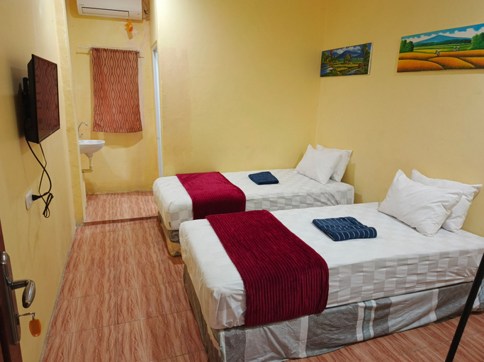 R6 Timika Hotel Room Type - Deluxe Twin