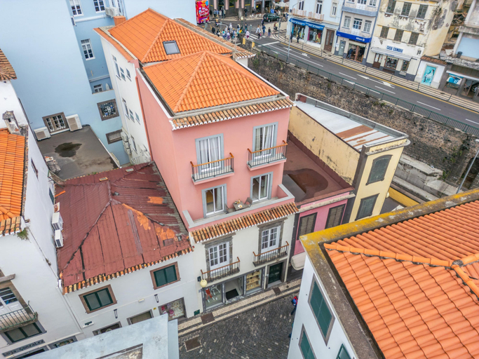 Room 3, Ribeira das Casas Apt 1B by Homie, Funchal