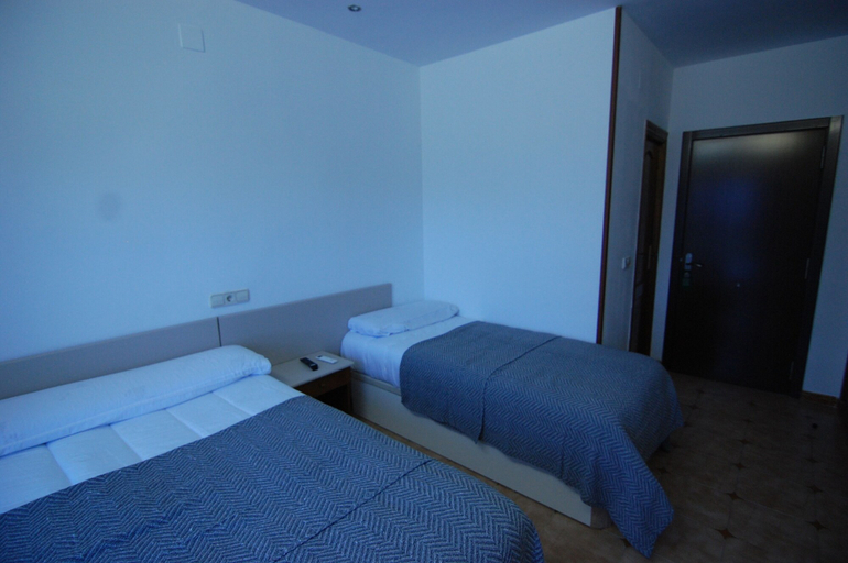 Others 5, Hostal El 36, Toledo