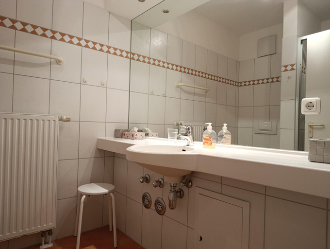 Bathroom, Stortebeker 14, Rostock