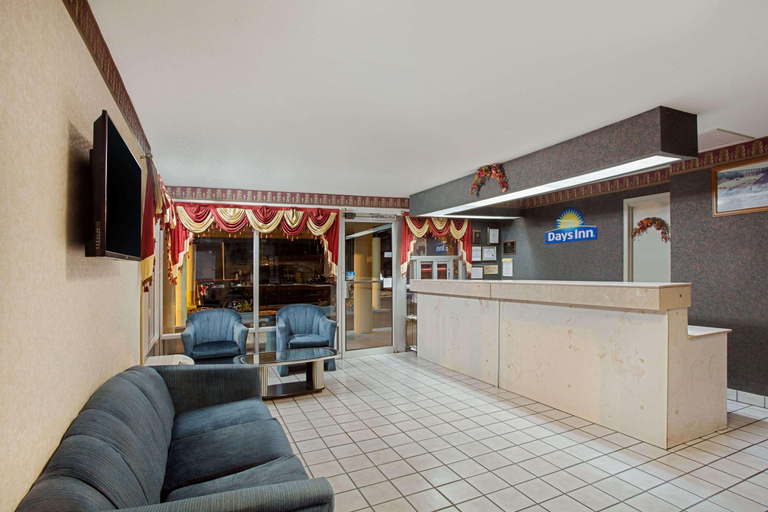 Public Area 2, Days Inn by Wyndham Greeneville, Greene