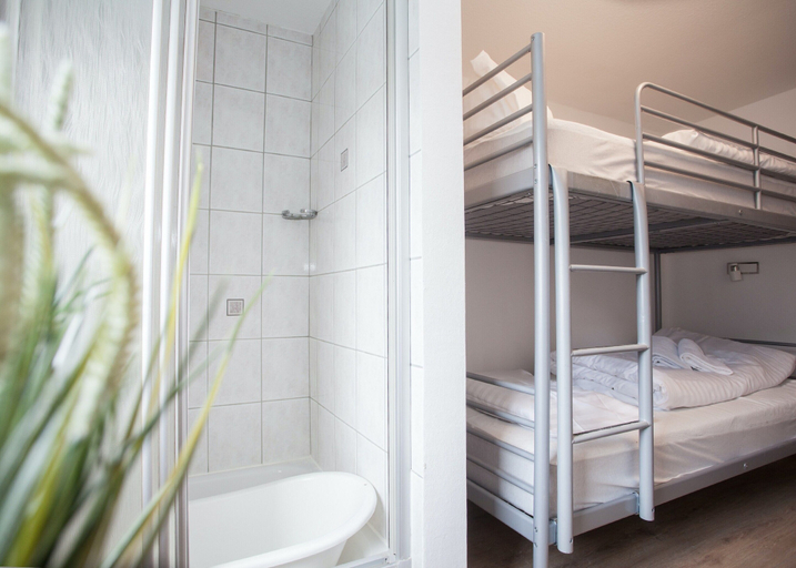 Room 5, Modern Apartment in Neuastenberg Directly on a ski Area, Hochsauerlandkreis