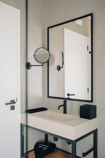 Bathroom, Mar Puro, Mafra