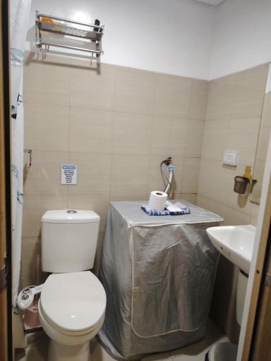 Bathroom 5, Shore One Condotel At Mall of Asia, Philippines, Pasay City