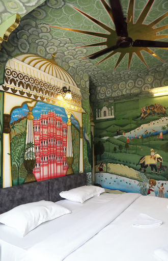 Bedroom 5, Island Tower Guest House, Udaipur