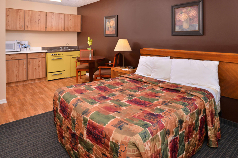 Public Area 2, Canadas Best Value Inn Whitecourt, Division No. 13