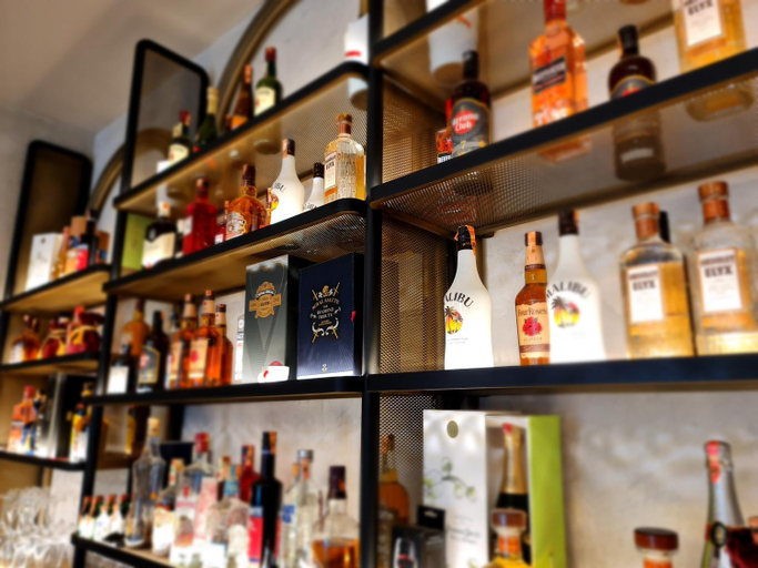Food & Drinks 5, Hotel Aross, Vlorës