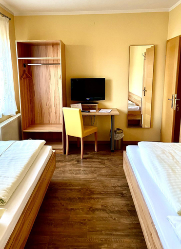 Bedroom 3, Gasthof Franzl, Sankt Pölten Land