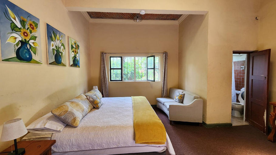 Bedroom 3, Hotel Sautto, Allende