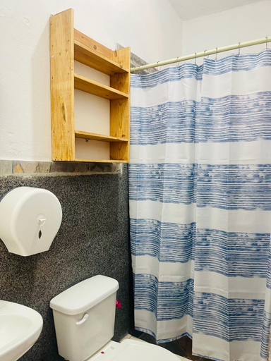 Bathroom 3, The Beach Break El Cocal, La Libertad