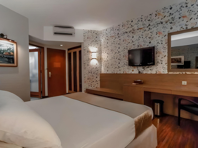 Bedroom 14