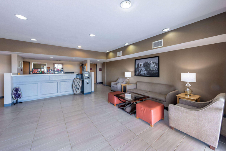 Public Area 2, Super 8 by Wyndham Quartzsite AZ, La Paz