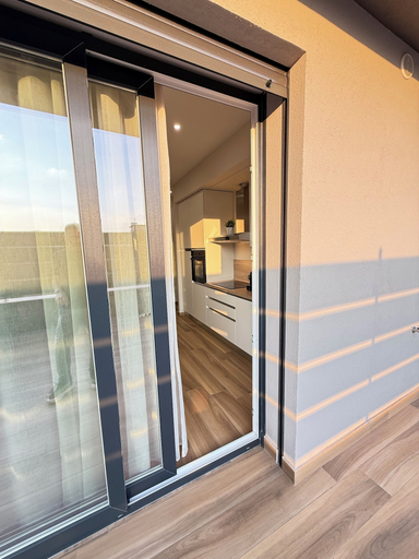 Others 3, APARTMENT FREE SHUTTLE, Catania